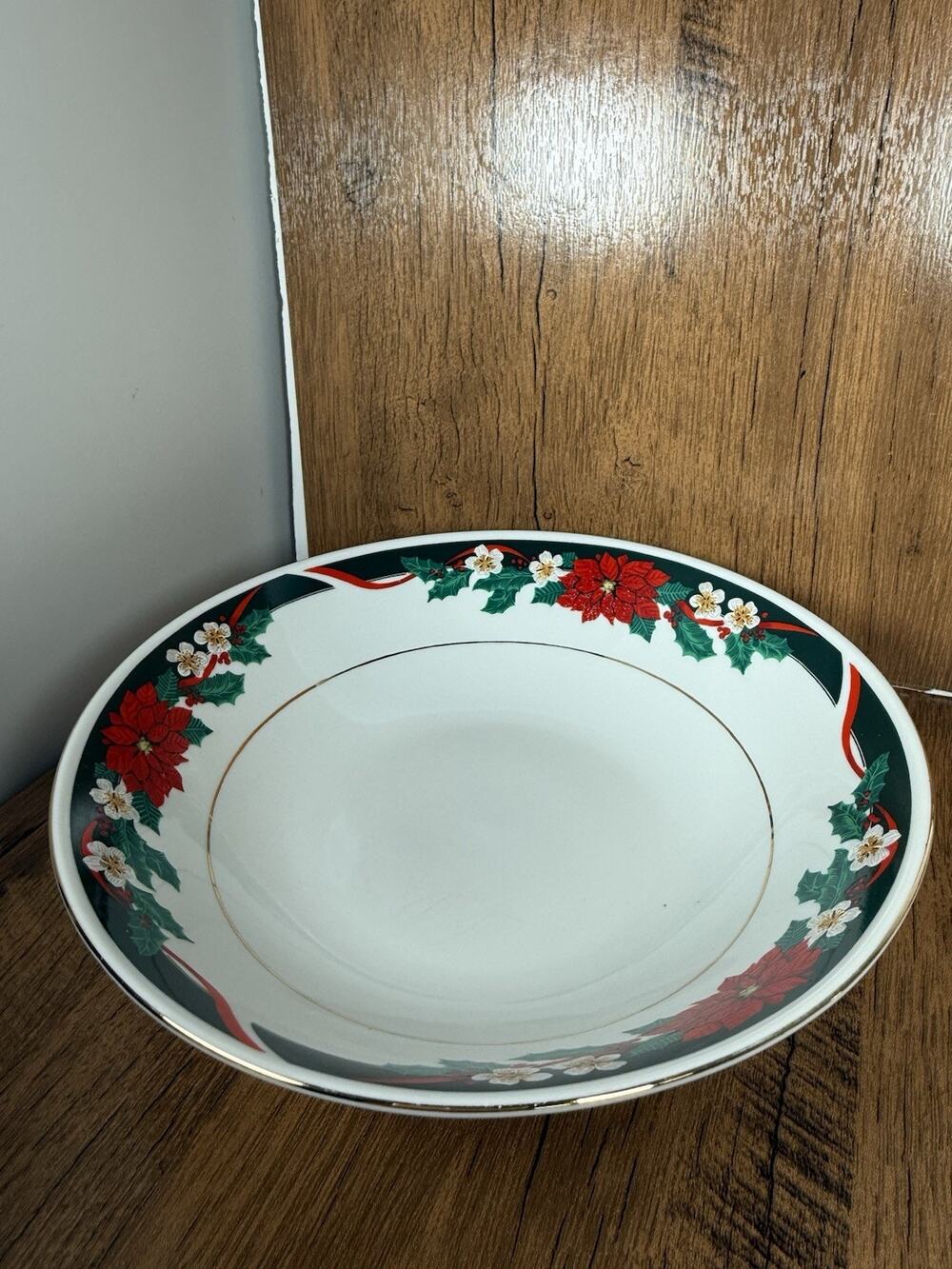Tienshan Fine China Deck The Halls Serving Bowl Christmas Poinsettia Holiday